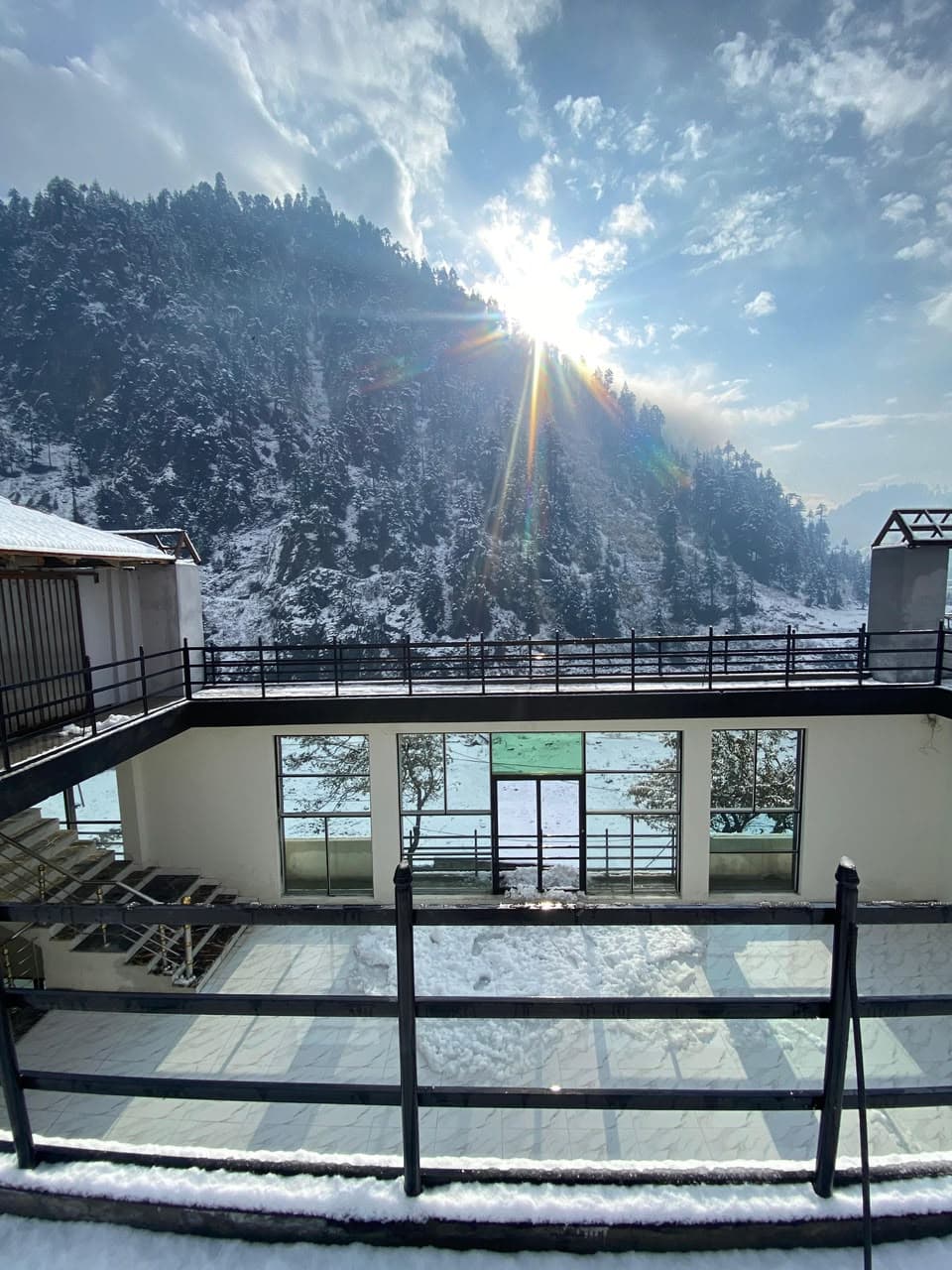 Hotel & Valley Tour